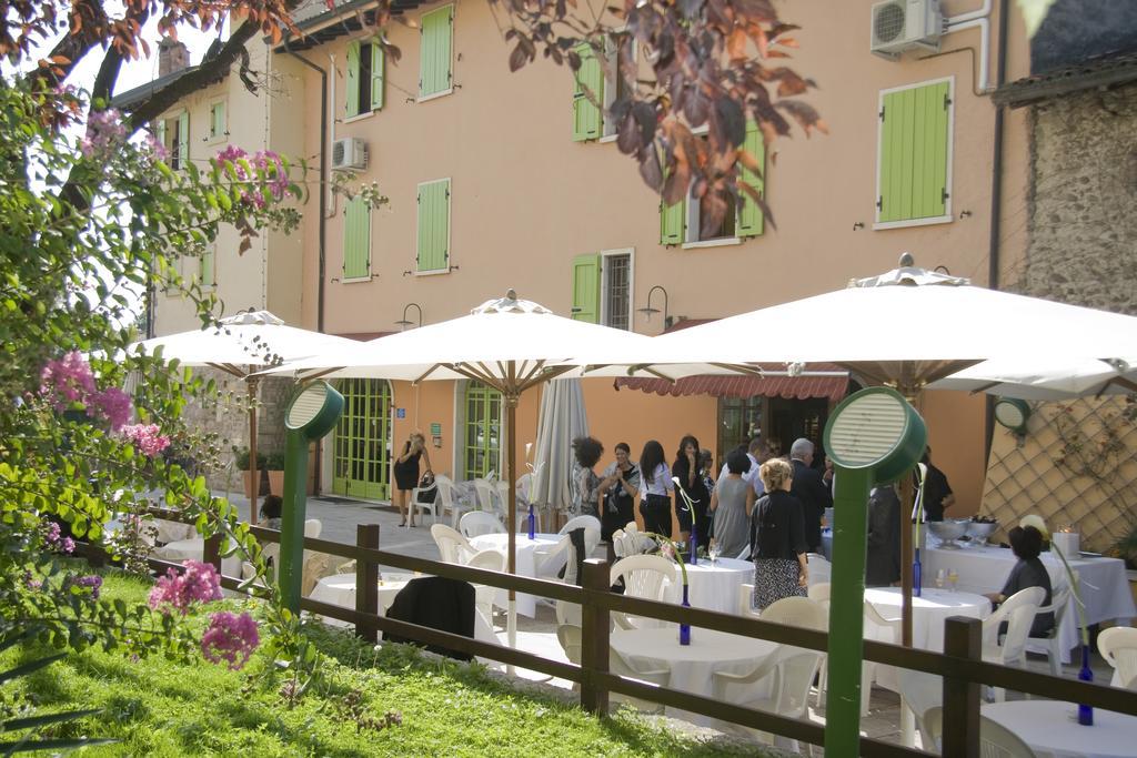 Albergo Al Cacciatore Tortellinando Valeggio sul Mincio Exterior photo